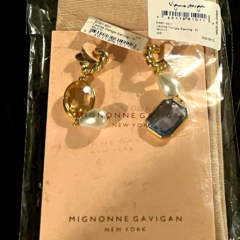 Brand new in package Mignonne Gavigan Leonie Dangle Earrings